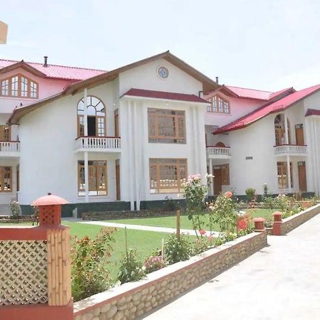 Hotel Al Azrah Srinagar  Bagian luar foto